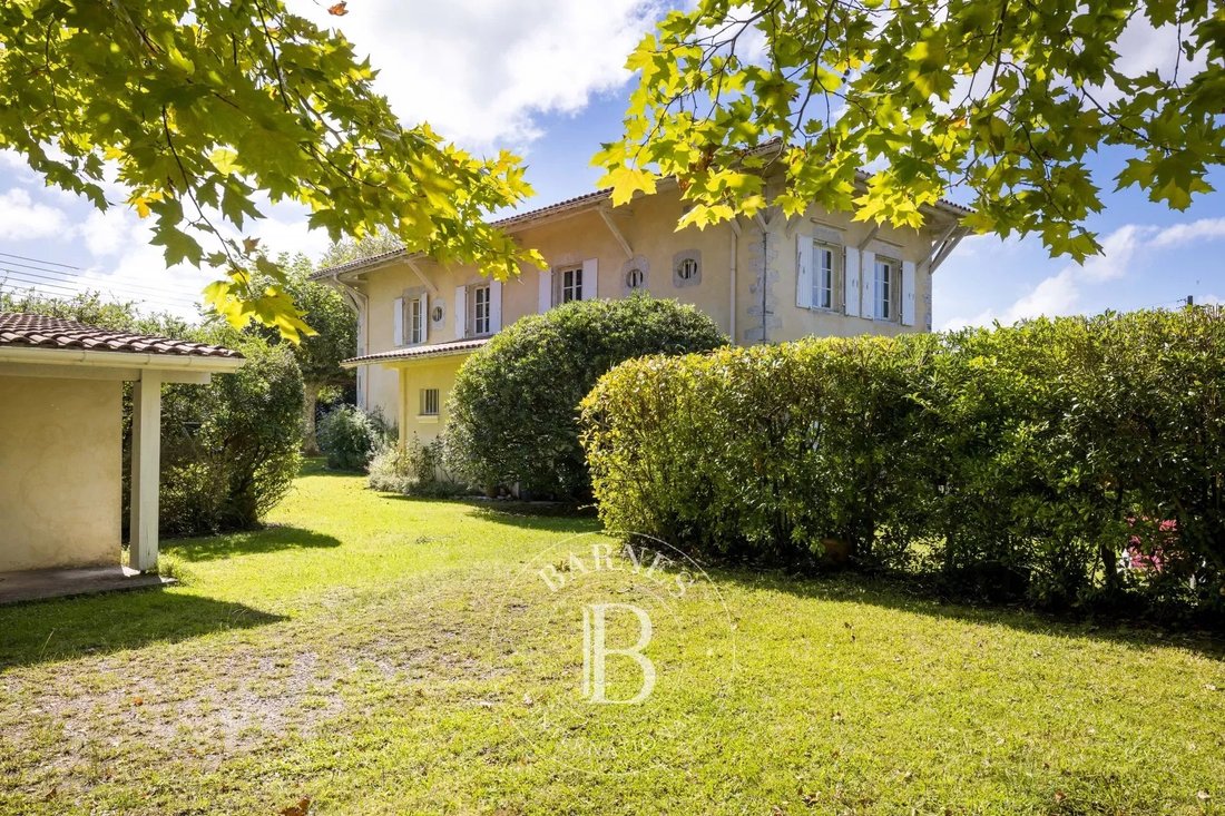 House in Bayonne, Nouvelle-Aquitaine, France 2 - 14787614