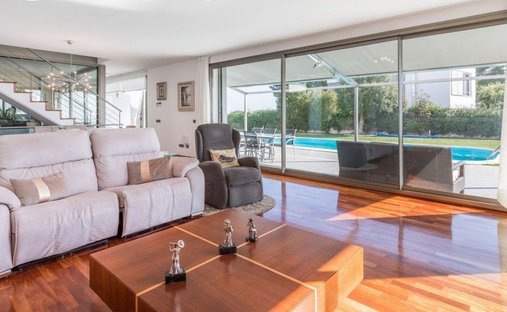 Villa in Arenys de Mar, Catalonia, Spain 1