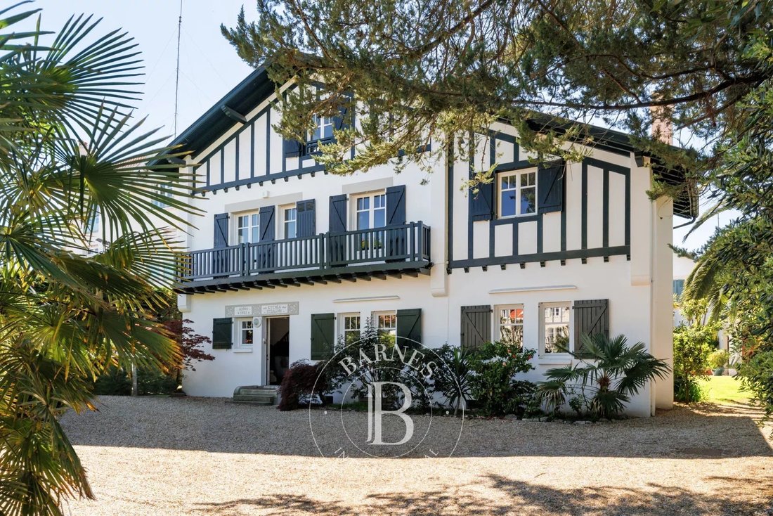 Maison à Biarritz, Nouvelle-Aquitaine, France 1 - 14727557