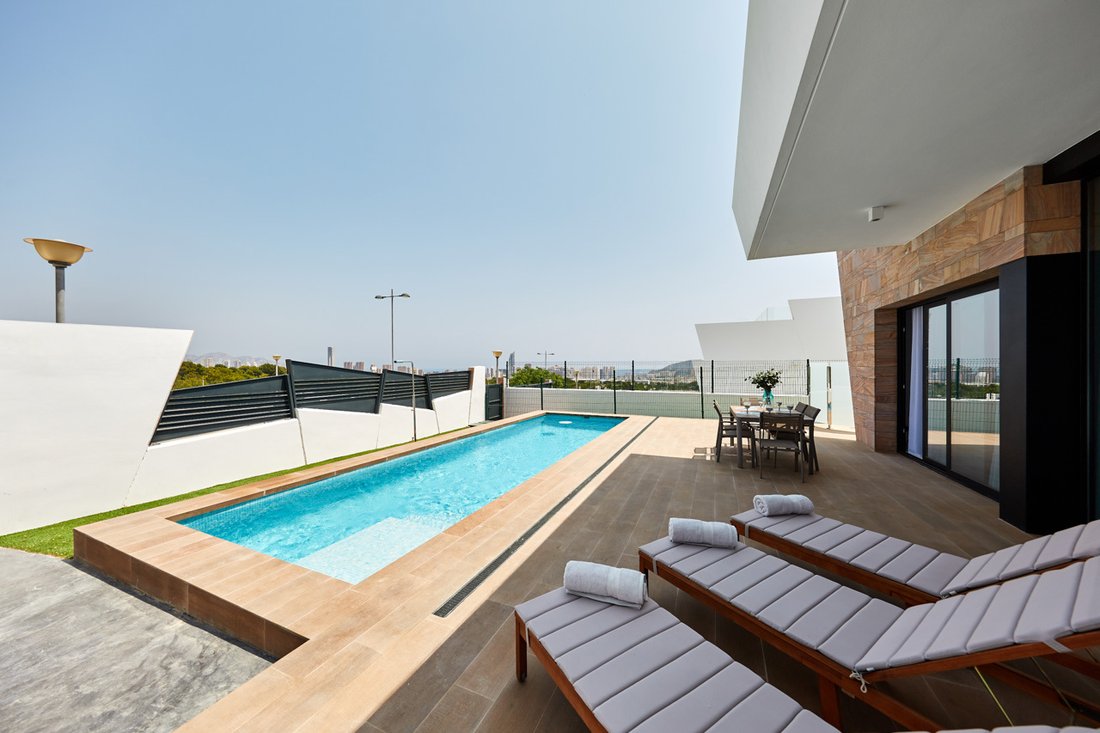 Villa in Finestrat, Valencian Community, Spain 1 - 12417002