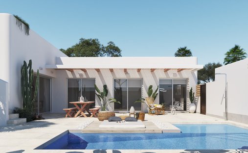 Villa in Los Montesinos, Valencian Community, Spain 1