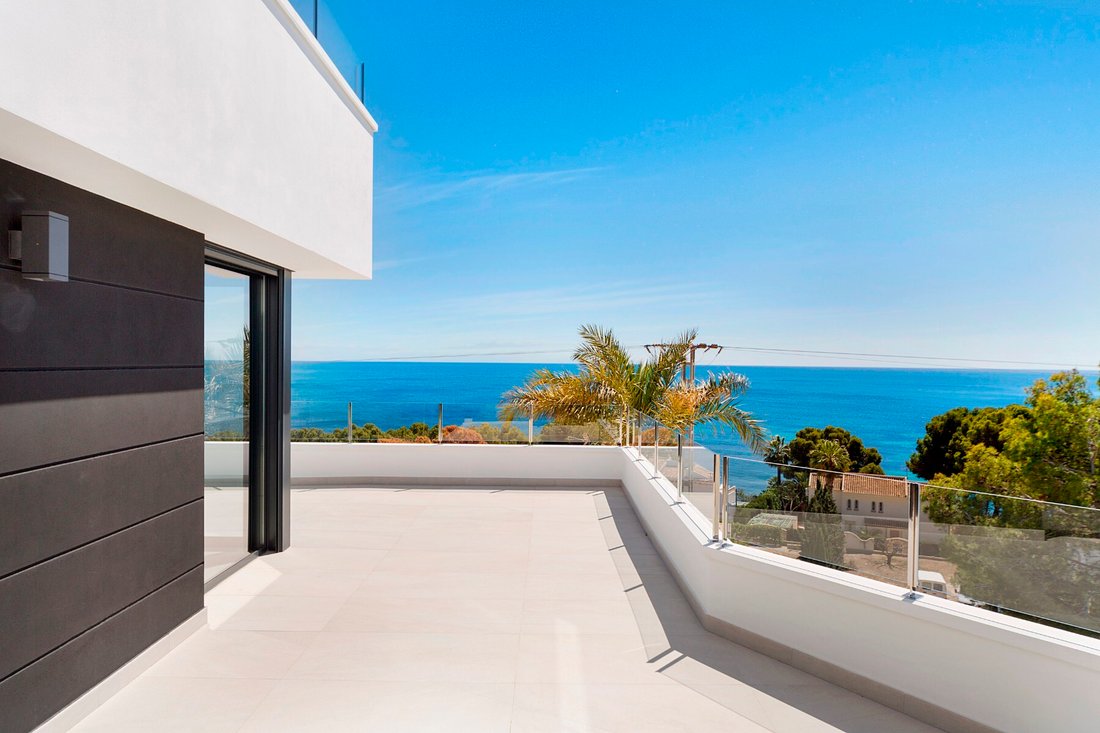 Villa in Calp / Calpe, Valencian Community, Spain 3 - 12416882