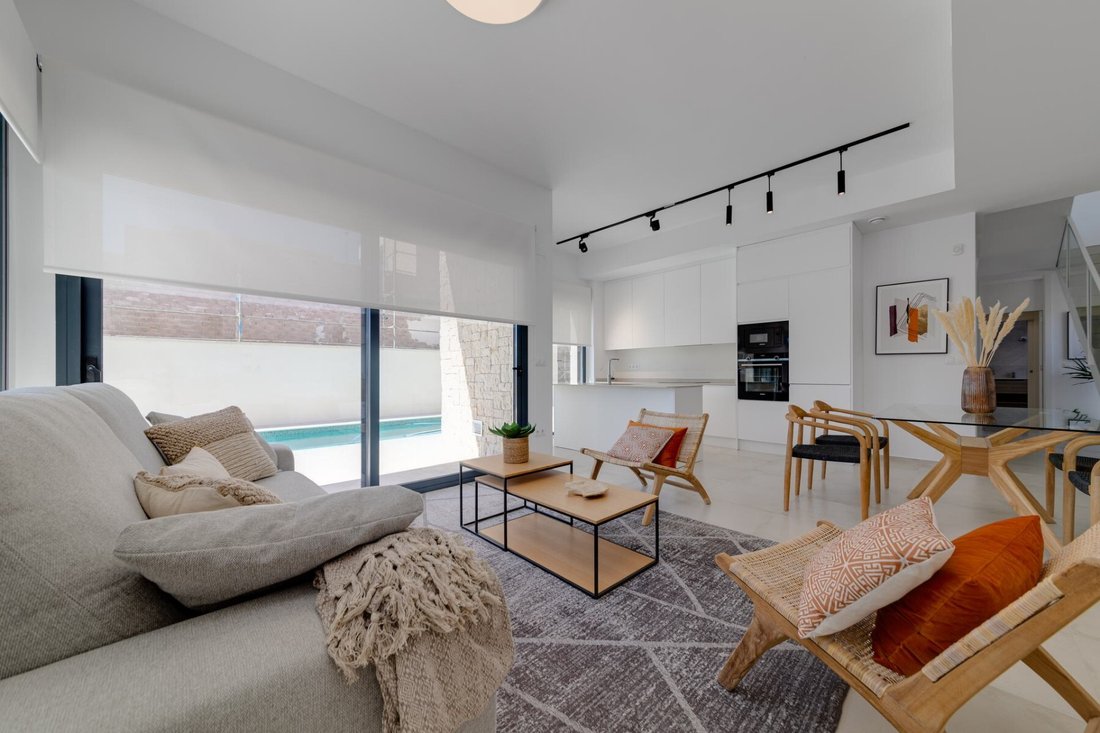 Villa in Finestrat, Valencian Community, Spain 2 - 12417165