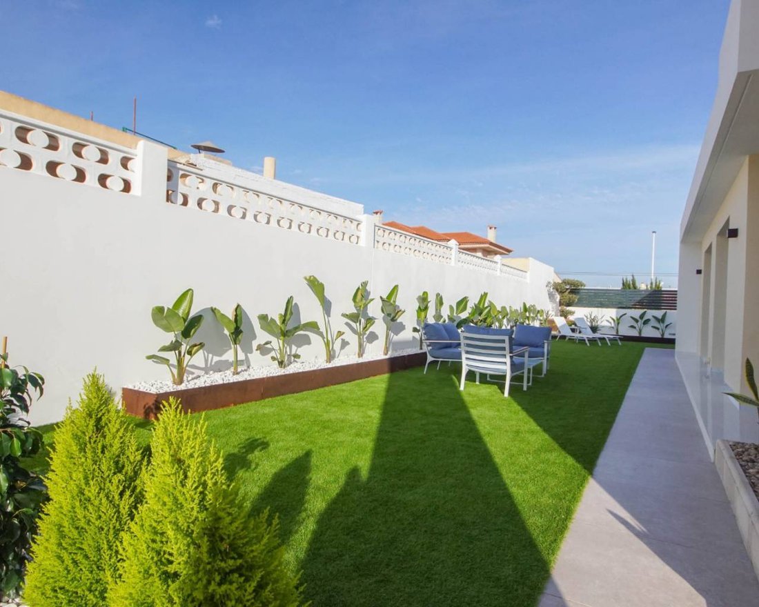 Villa in Torrevieja, Valencian Community, Spain 2 - 12686373