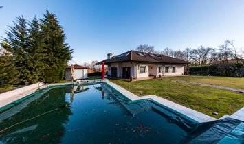 Villa in Piedmont, Italy 1