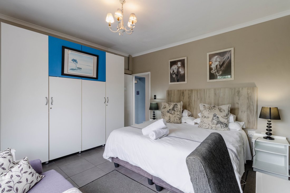 Villa in Sunset Beach, Cape Town, Western Cape 4 - 15162856