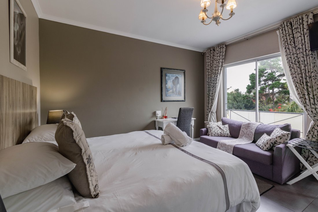 Villa in Sunset Beach, Cape Town, Western Cape 3 - 15162856