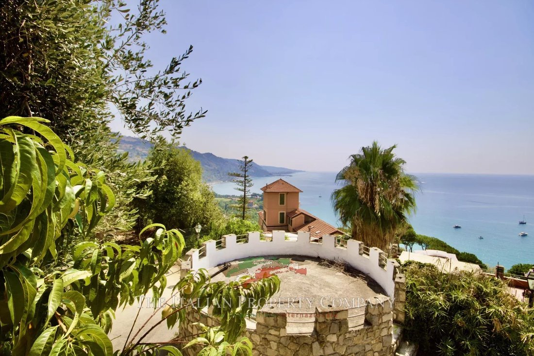 Villa in Latte, Ventimiglia, Liguria 1 - 12136037