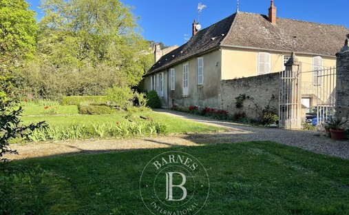 House in Chissay-en-Touraine, Centre-Val de Loire, France 1