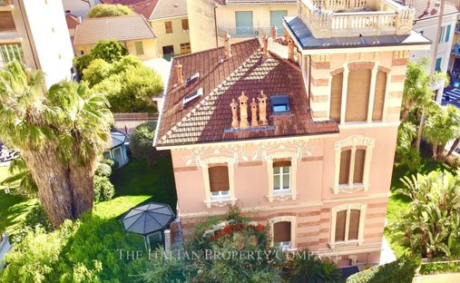 Villa in Taggia, Liguria, Italy 1