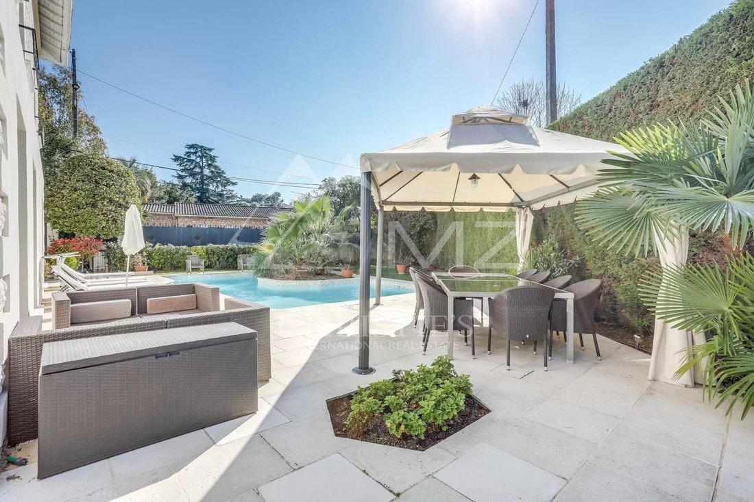 House in Camp Long, Cannes, France 3 - 14900509