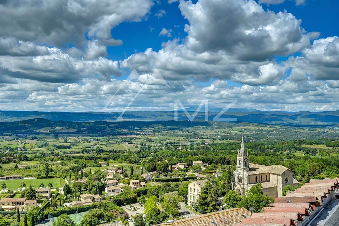 Bonnieux, Provence-Alpes-Côte d'Azur, France 1 - 14282844