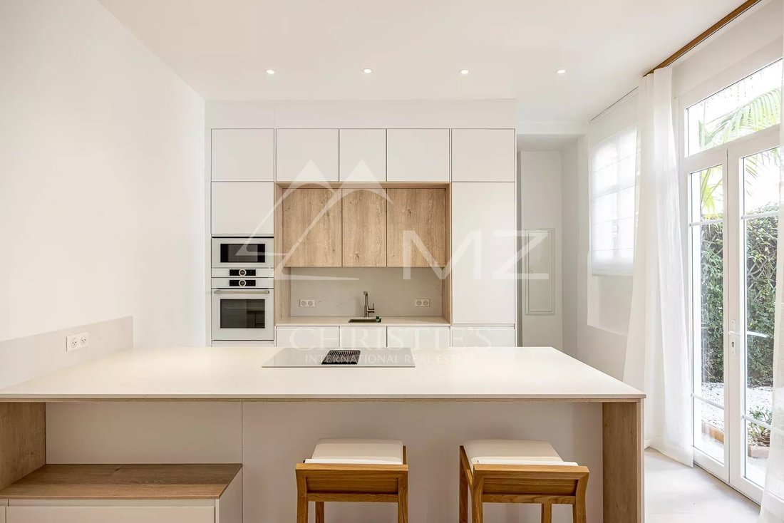 House in Cannes, Provence-Alpes-Côte d'Azur, France 5 - 12684418