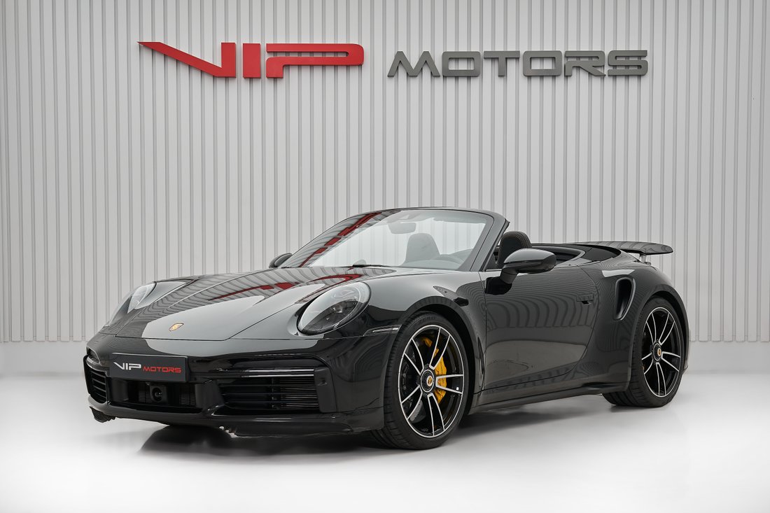 Cabriolet in Dubai, Dubai, United Arab Emirates 3 - 15163149