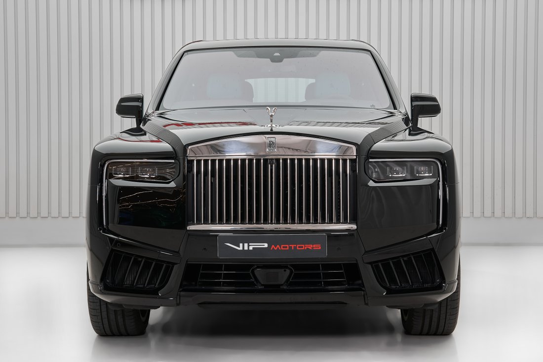 Suv in Dubai, Dubai, United Arab Emirates 2 - 15163019