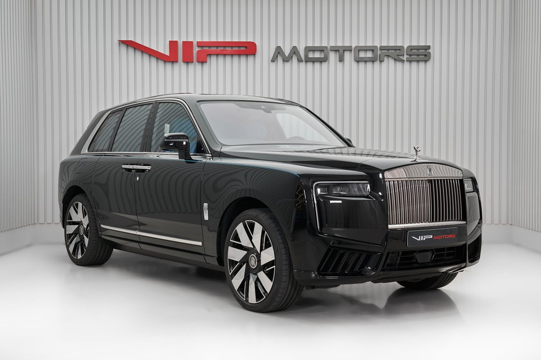 Suv in Dubai, Dubai, United Arab Emirates 1 - 15163019