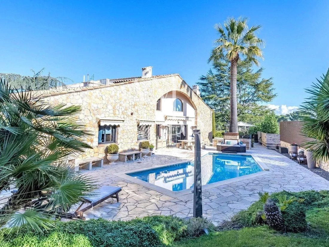 House in Mougins, Provence-Alpes-Côte d'Azur, France 4 - 13133112