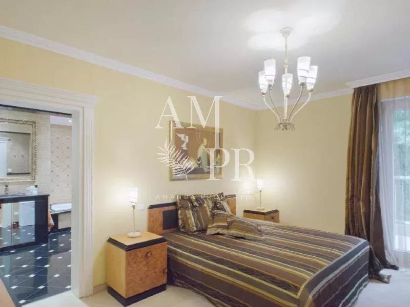 Villa in Centre, Vallauris, France 5 - 10877186