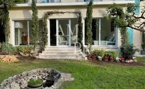 Villa in Vieux Cannet, Le Cannet, France 1