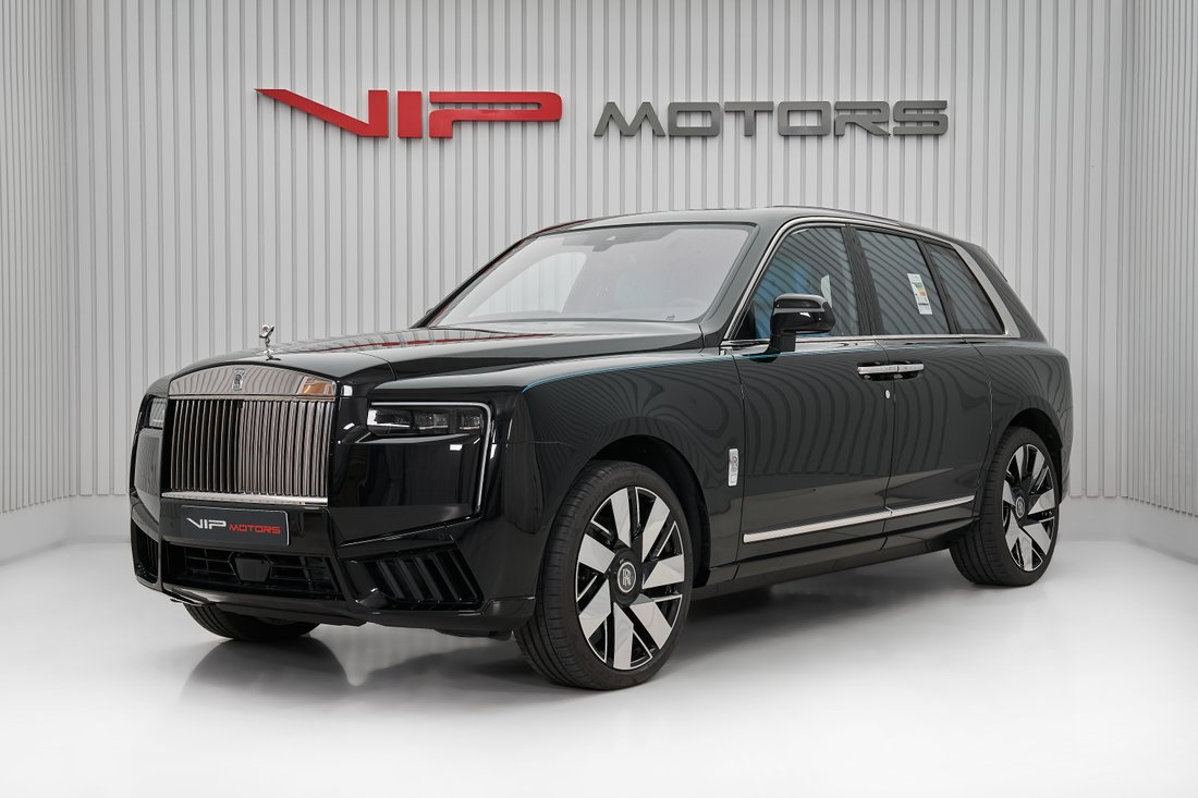Suv in Dubai, Dubai, United Arab Emirates 3 - 15163019