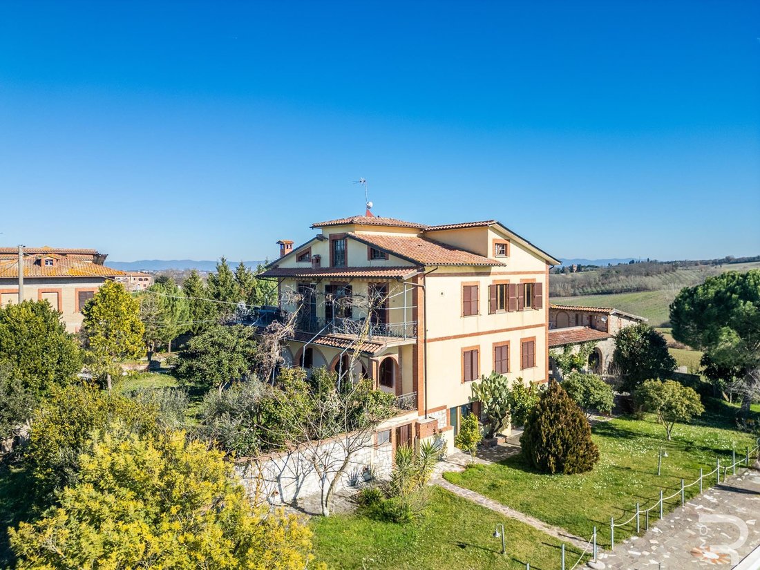 Farm Ranch in Torrita di Siena, Tuscany, Italy 4 - 15172481