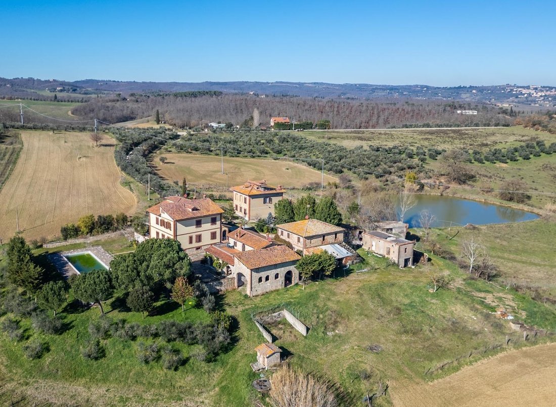 Farm Ranch in Torrita di Siena, Tuscany, Italy 1 - 15172481