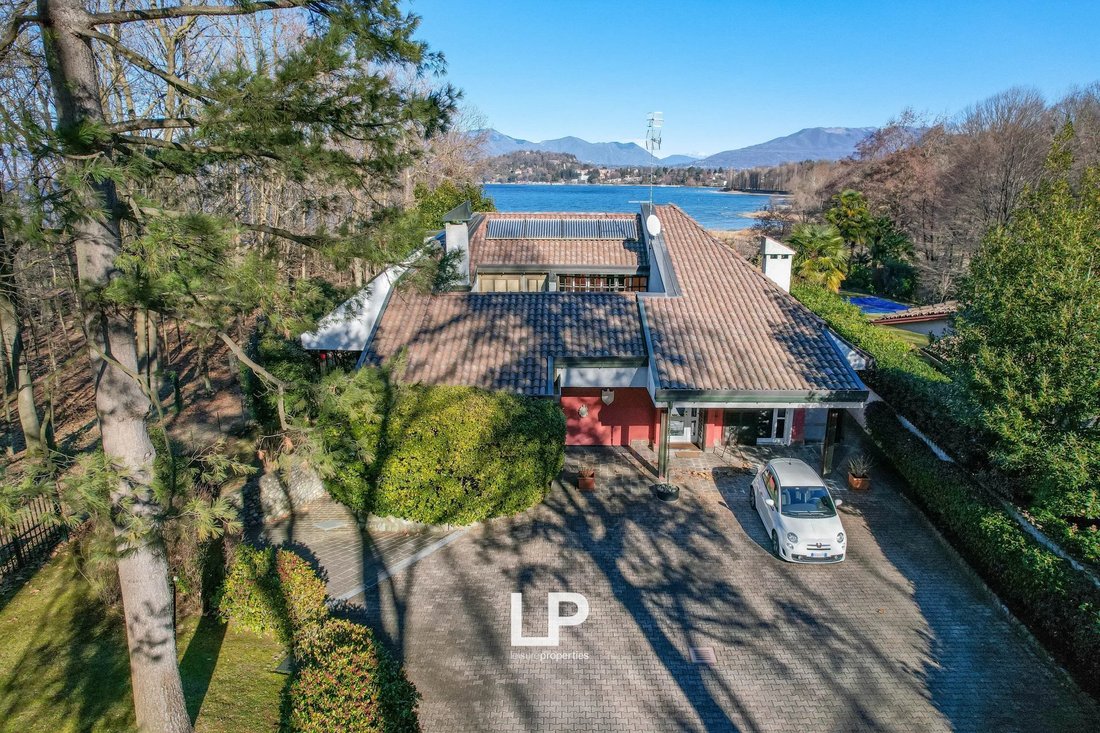 Villa à Ispra, Lombardie, Italie 3 - 12065891