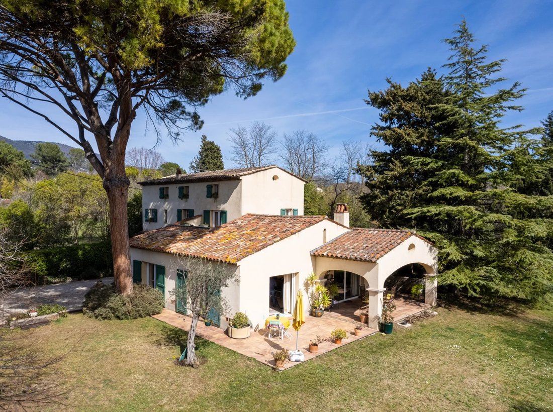House in Grasse, Provence-Alpes-Côte d'Azur, France 2 - 12723358