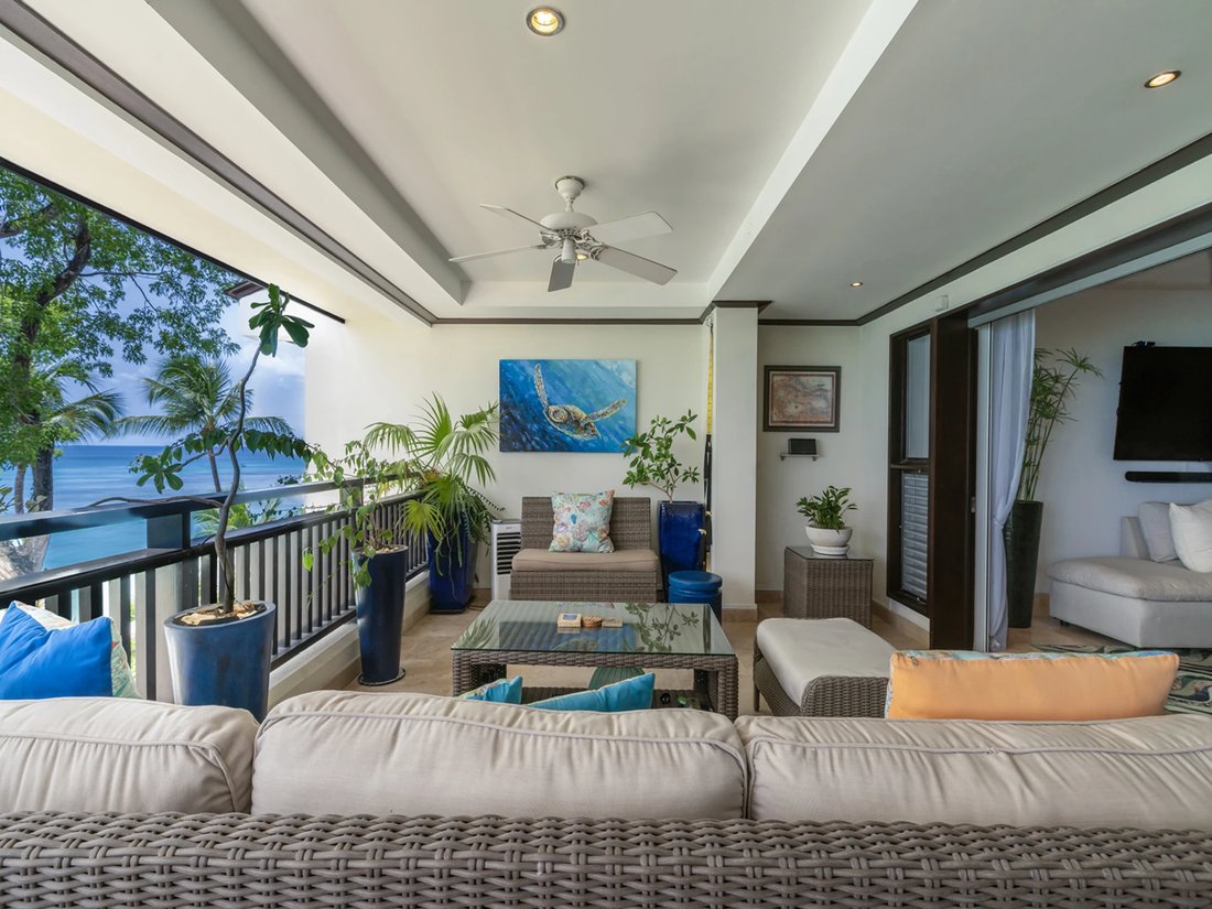 Apartment in Paynes Bay Beach, Saint James, Barbados 1 - 15171556