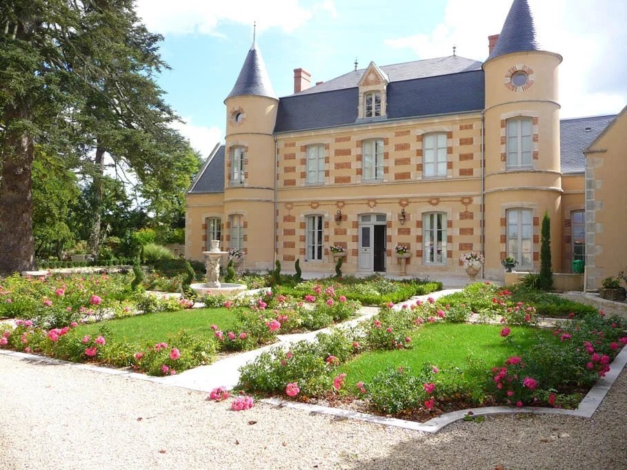 Castle in Poitiers, Nouvelle-Aquitaine, France 1 - 12172838