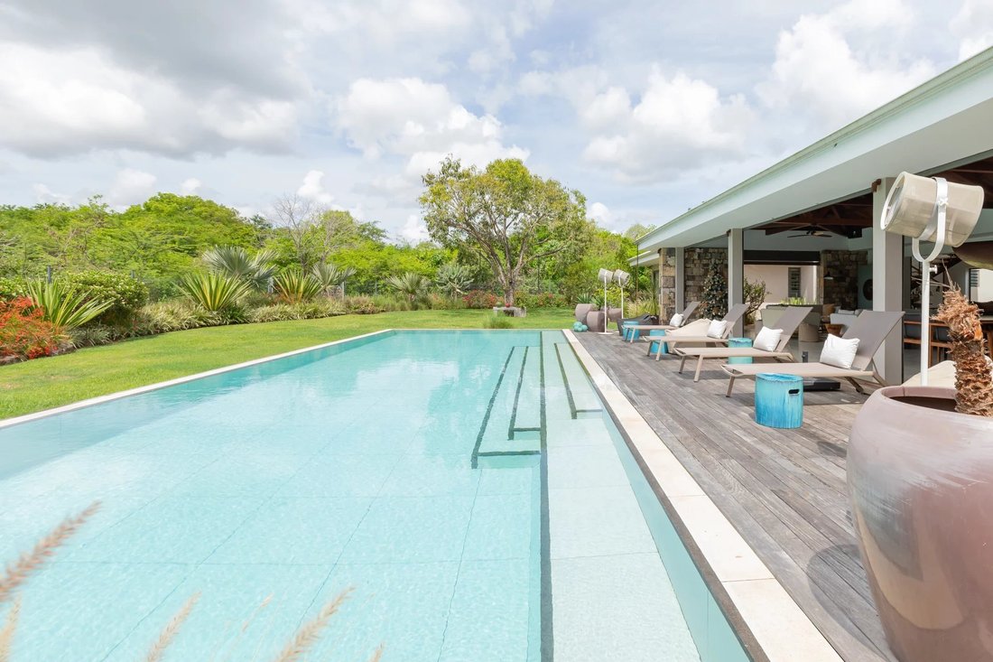Villa in Flic en Flac, Rivière Noire District, Mauritius 2 - 13733478