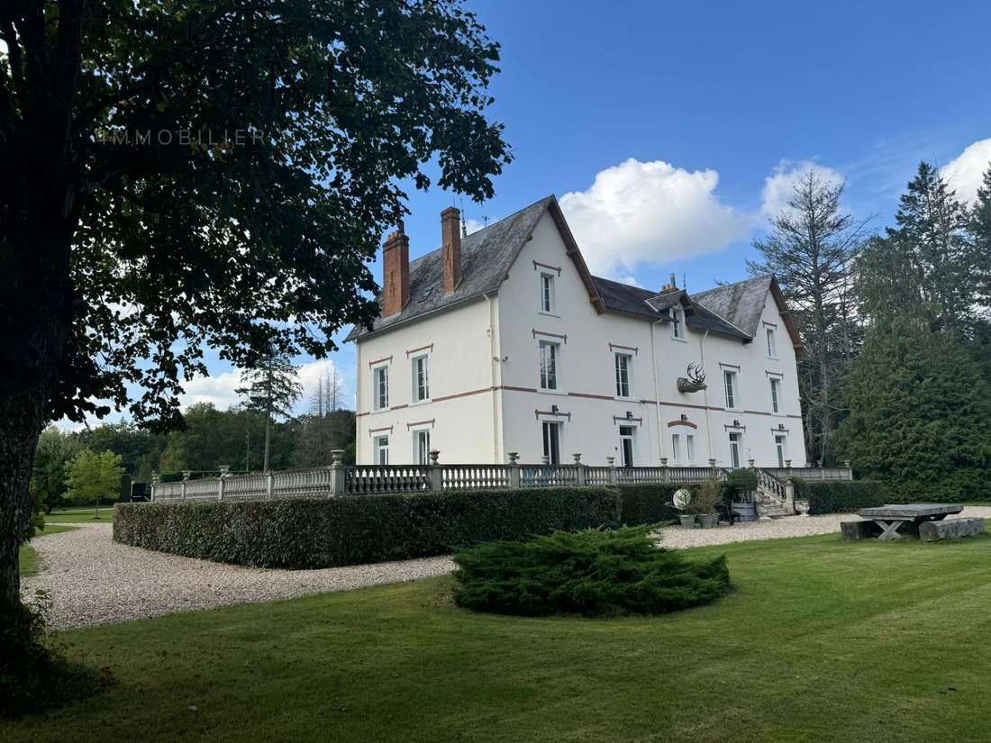 Estate in Isdes, Centre-Val de Loire, France 1 - 14761322
