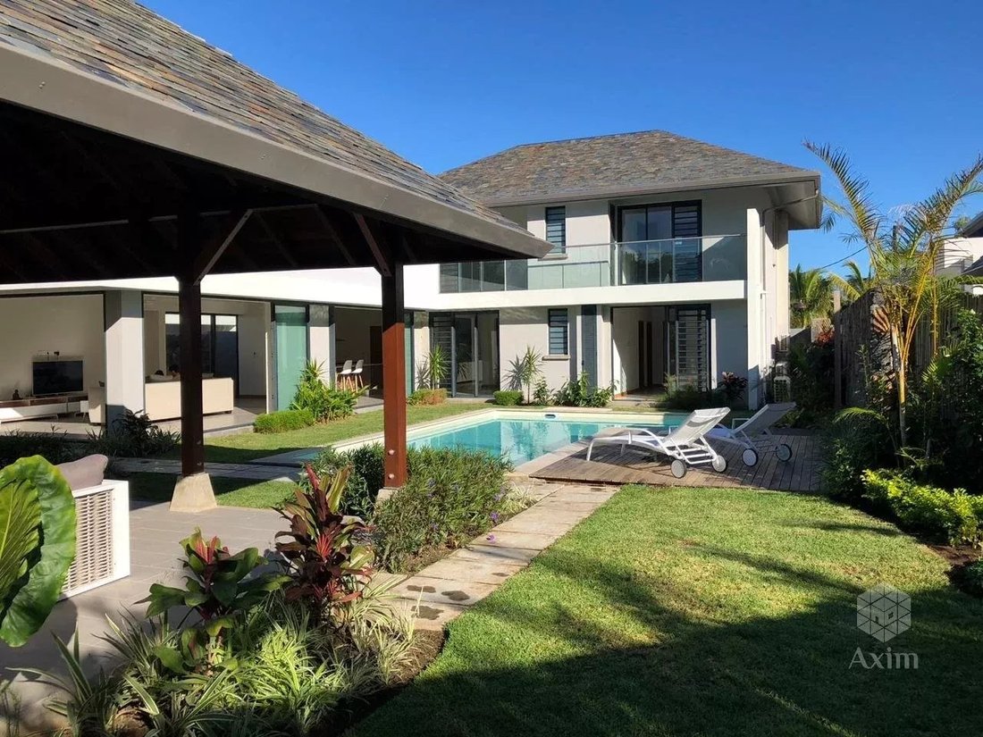 Villa in Tamarin, Rivière Noire District, Mauritius 3 - 10946003