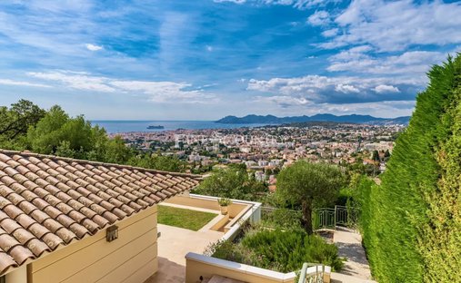 Villa in Cannes, Provence-Alpes-Côte d'Azur, France 1