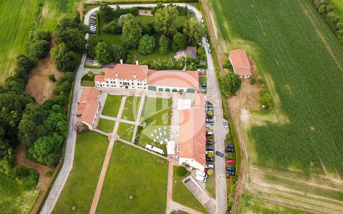 Villa in Piazze, Padua, Italy 3 - 14444019