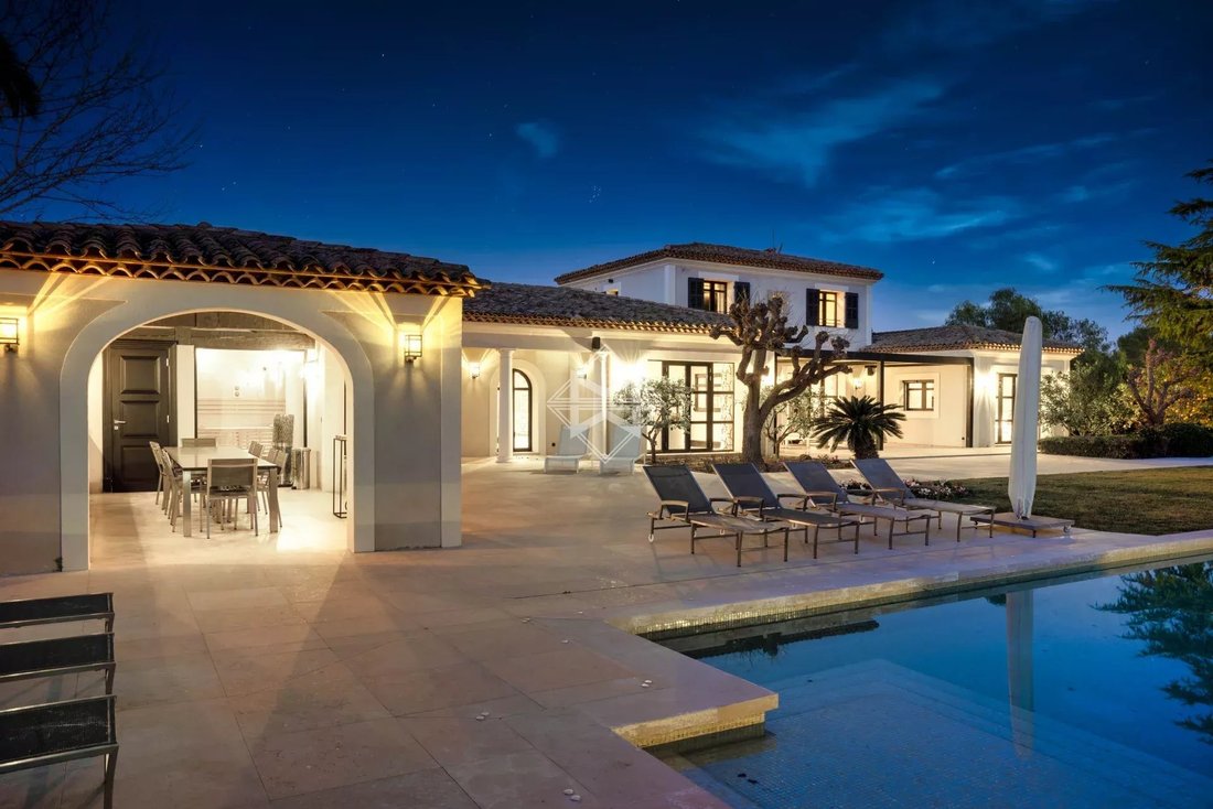 Villa in Mougins, Provence-Alpes-Côte d'Azur, France 5 - 15163784