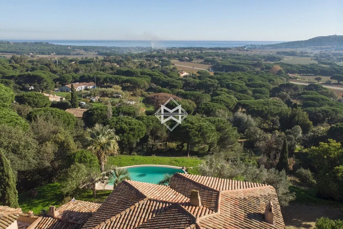 Villa in Ramatuelle, Provence-Alpes-Côte d'Azur, France 1 - 11218196