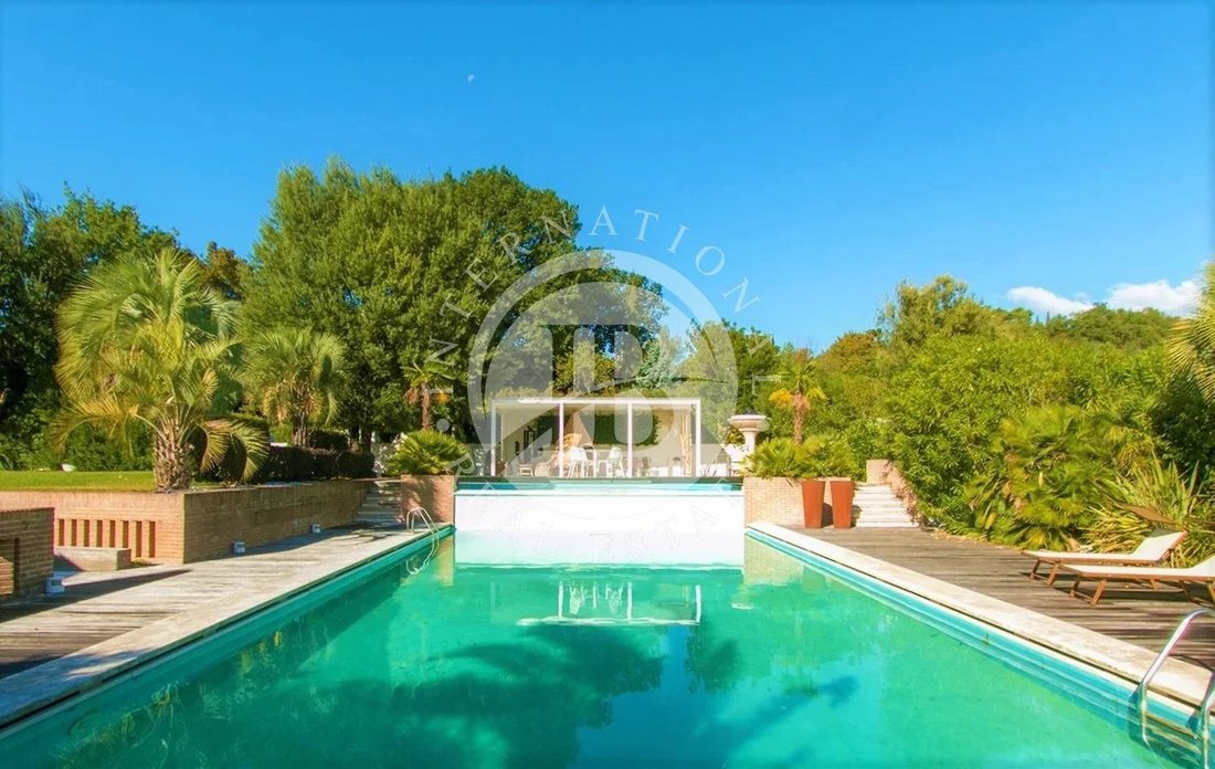 Villa in Historic Center, Ascoli Piceno, Marche 2 - 12299011