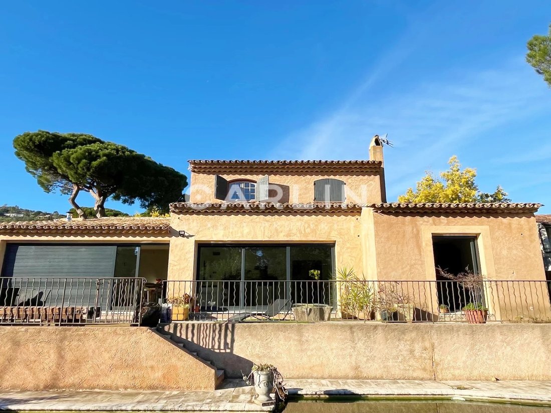 Villa in Grimaud, Provence-Alpes-Côte d'Azur, France 2 - 12909201