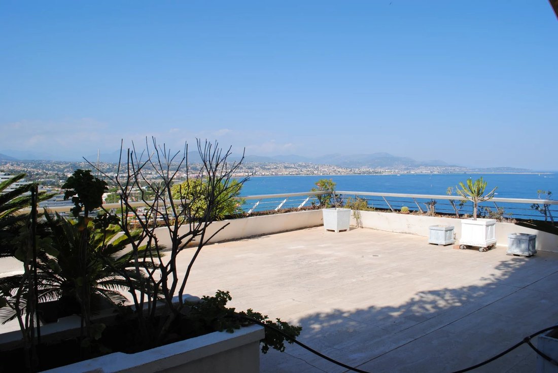 Apartment in Vaug, Villeneuve-Loubet, France 1 - 13164412