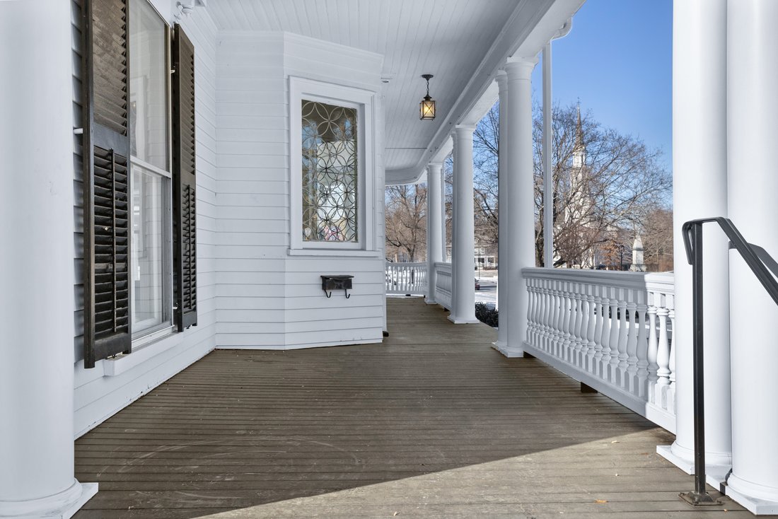 House in Lexington, Massachusetts, United States 2 - 15163782