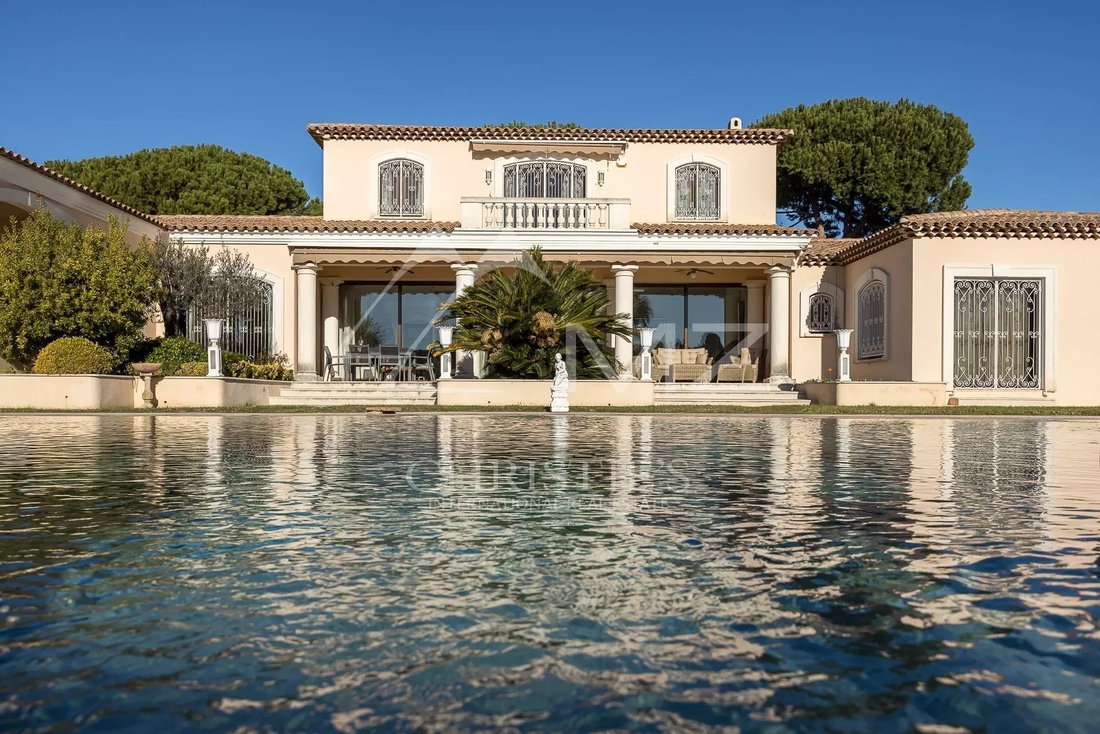 Villa in Antibes, Provence-Alpes-Côte d'Azur, France 4 - 13680710