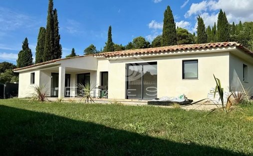 Villa in Auribeau-sur-Siagne, Provence-Alpes-Côte d'Azur, France 1