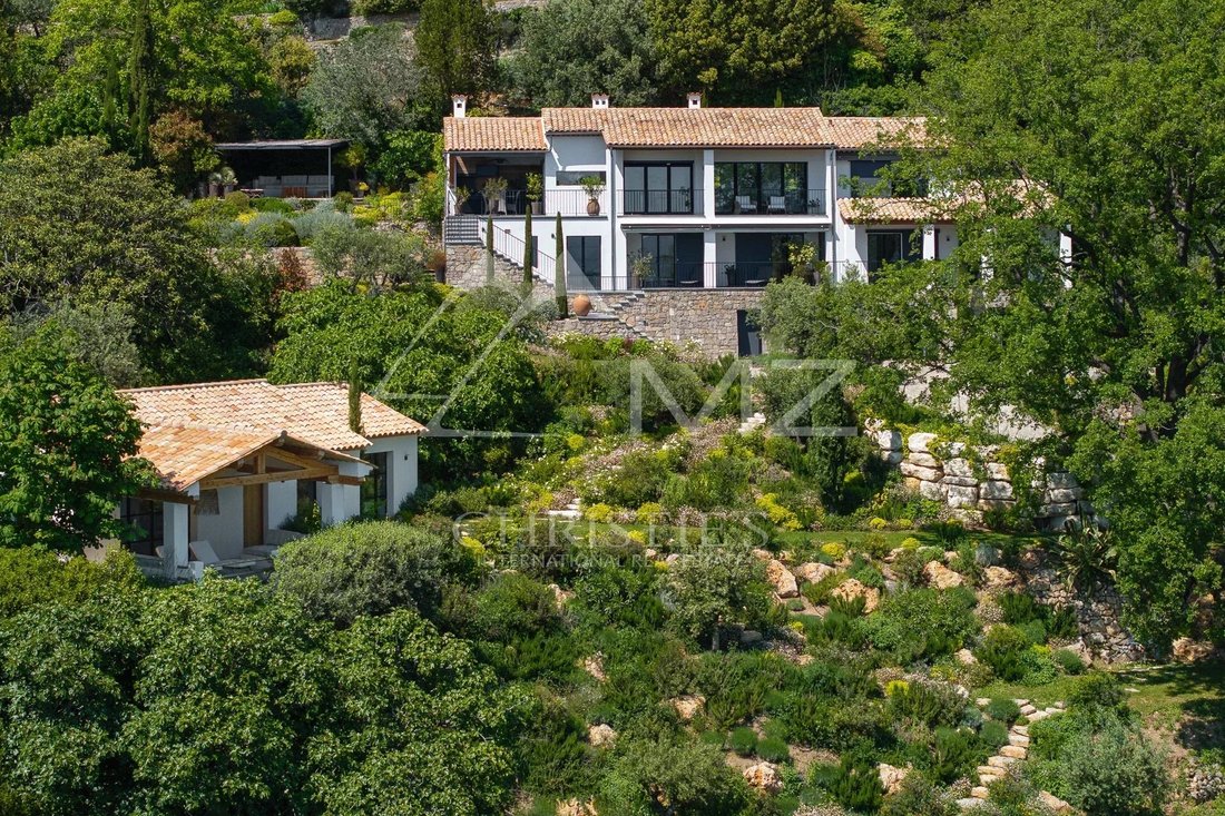 Villa in Fayence, Provence-Alpes-Côte d'Azur, France 1 - 14238948