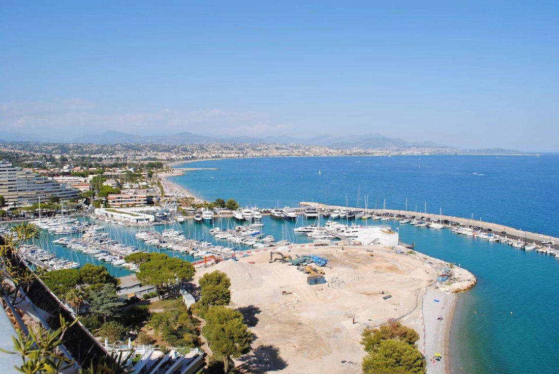 Apartment in Vaug, Villeneuve-Loubet, France 2 - 13164412