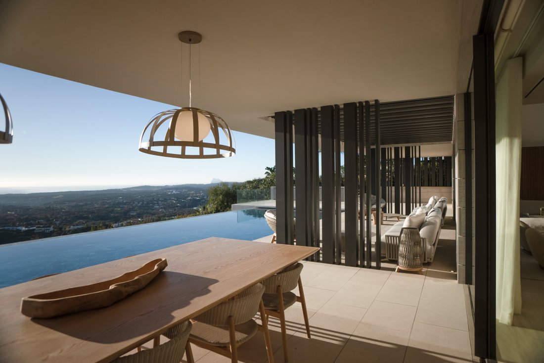 Villa in Sotogrande, Andalusia, Spain 1 - 15171924