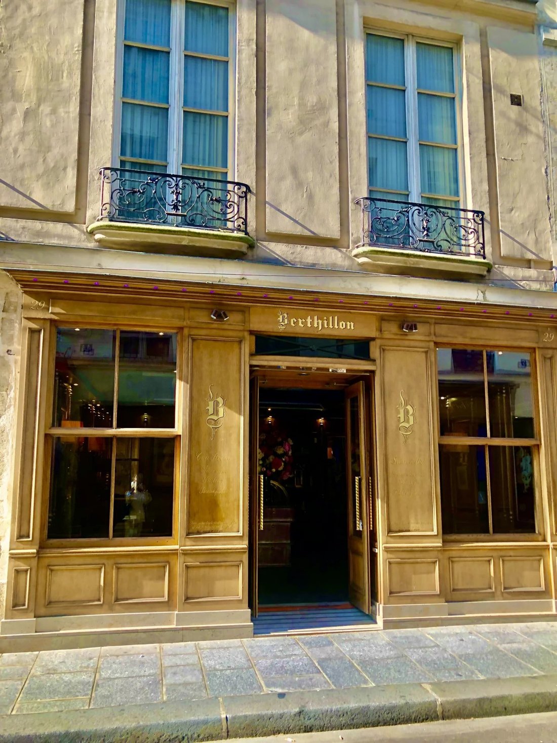 Apartment in Île de la Cité, Paris 1er Arrondissement, Paris 5 - 12160775