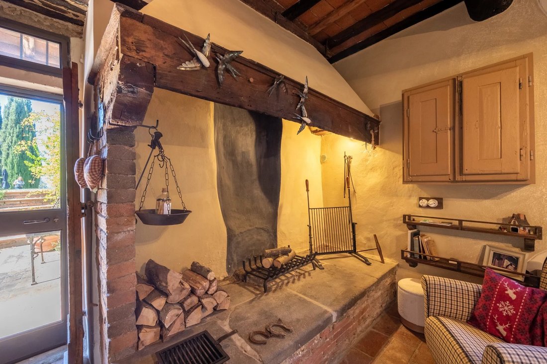 House in Montefioralle, Greve in Chianti, Tuscany 4 - 14283042