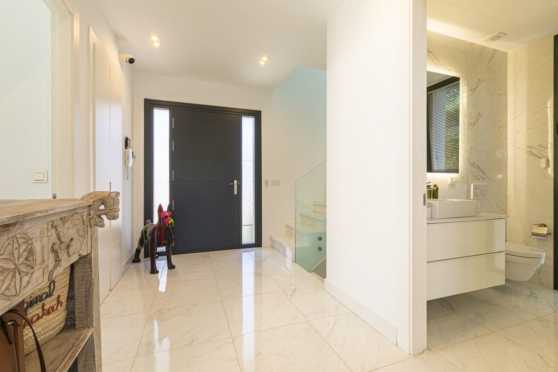 Villa in El Paraíso, Benahavis, Spain 5 - 15171609