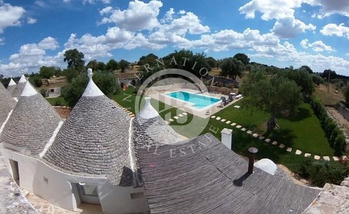 Villa in Locorotondo, Apulia, Italy 1